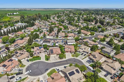 View/Area - 2035 Rehrmann Dr, Dixon, CA 95620 photo 4 of 5