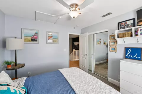 Bedroom - 2035 Rehrmann Dr, Dixon, CA 95620 photo 4 of 8