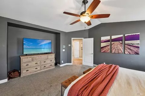Bedroom - 2035 Rehrmann Dr, Dixon, CA 95620 photo 8 of 8