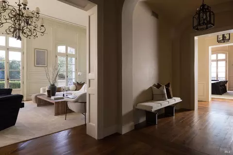 Entry Way - 5870 Silverado Trl, Napa, CA 94558 photo 1 of 1