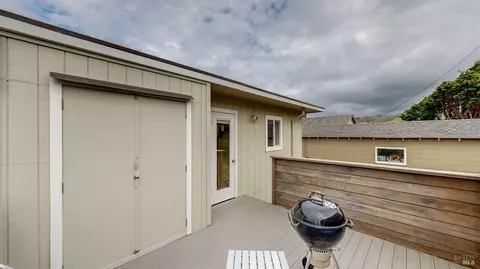 Exterior - 41 Cliff St, Dillon Beach, CA 94929 photo 2 of 8