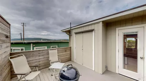 Exterior - 41 Cliff St, Dillon Beach, CA 94929 photo 1 of 8