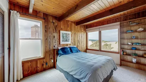 Bedroom - 41 Cliff St, Dillon Beach, CA 94929 photo 1 of 4