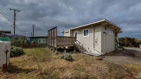 Exterior - 41 Cliff St, Dillon Beach, CA 94929 photo 7 of 8