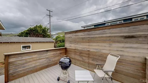 Exterior - 41 Cliff St, Dillon Beach, CA 94929 photo 3 of 8