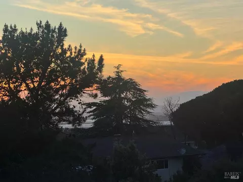 View/Area - 116 Silverview Ct, Vallejo, CA 94591 photo 1 of 6