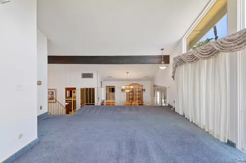 Living - 116 Silverview Ct, Vallejo, CA 94591 photo 8 of 12