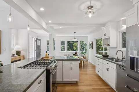 Kitchen - 334 W Blithedale Ave, Mill Valley, CA 94941 photo 4 of 9