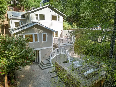 Exterior - 334 W Blithedale Ave, Mill Valley, CA 94941 photo 2 of 18