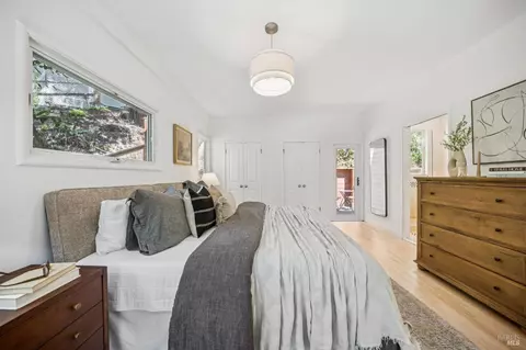 Bedroom - 334 W Blithedale Ave, Mill Valley, CA 94941 photo 8 of 16