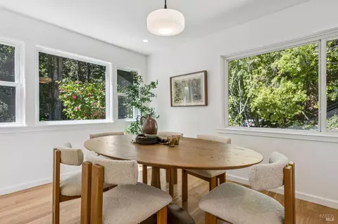 Dining - 334 W Blithedale Ave, Mill Valley, CA 94941 photo 2 of 4
