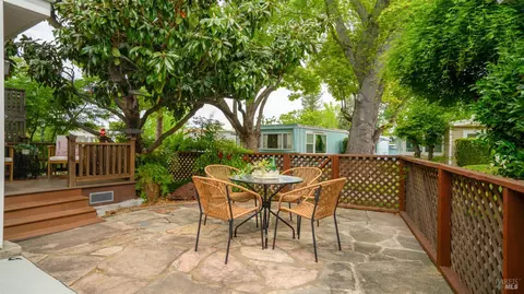 204 Barcelona Ave, Novato, CA 94949