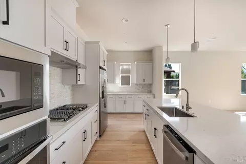 Kitchen - 3541 Ruston Ln, Napa, CA 94558 photo 3 of 3