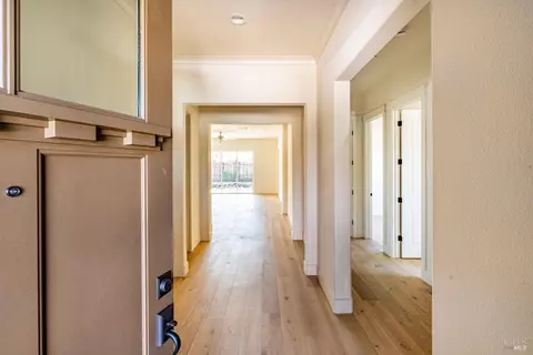 Entry Way - 3541 Ruston Ln, Napa, CA 94558 photo 2 of 3