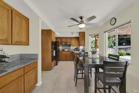 Kitchen - 1934 Summit Dr, Fairfield, CA 94534 photo 2 of 5