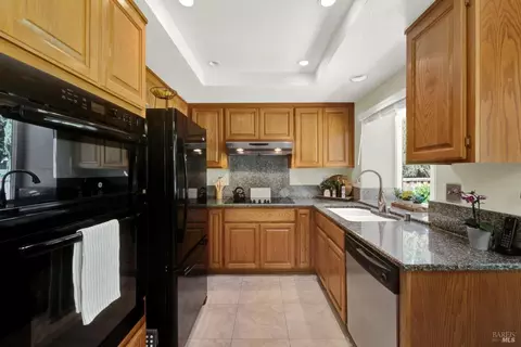 Kitchen - 1934 Summit Dr, Fairfield, CA 94534 photo 3 of 5
