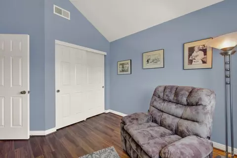 Bedroom - 1934 Summit Dr, Fairfield, CA 94534 photo 4 of 7