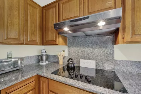 Kitchen - 1934 Summit Dr, Fairfield, CA 94534 photo 4 of 5