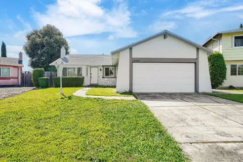 Exterior - 2363 Oceanic Ct, Fairfield, CA 94533 photo 2 of 6