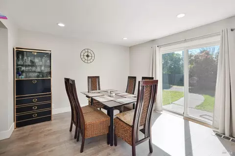 Dining - 2363 Oceanic Ct, Fairfield, CA 94533 photo 1 of 3