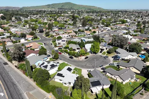 View/Area - 2363 Oceanic Ct, Fairfield, CA 94533 photo 1 of 5
