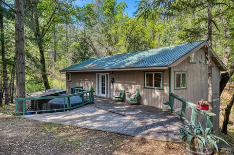 15306 Western Mine Rd, Middletown, CA 95461