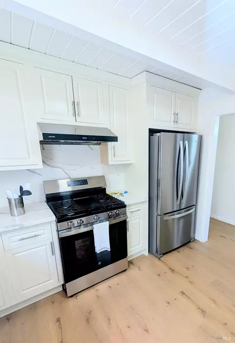 Kitchen - 737 6th St, Richmond, CA 94801 photo 1 of 4