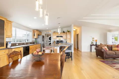 121 Cabana Dr, Napa, CA 94558 photo 19