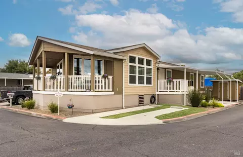 121 Cabana Dr, Napa, CA 94558 photo 39