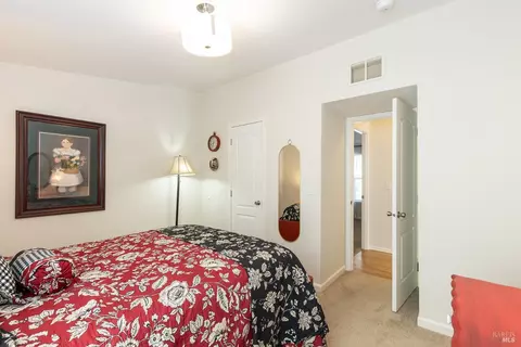 121 Cabana Dr, Napa, CA 94558 photo 32