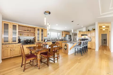 121 Cabana Dr, Napa, CA 94558 photo 17