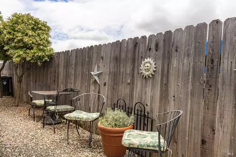 121 Cabana Dr, Napa, CA 94558 photo 37