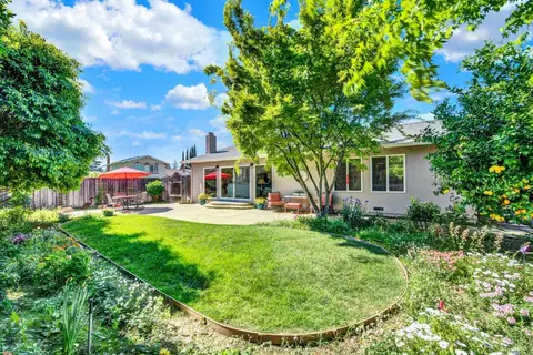 Exterior - 3225 W Pelham Ct, Fairfield, CA 94534 photo 14 of 31