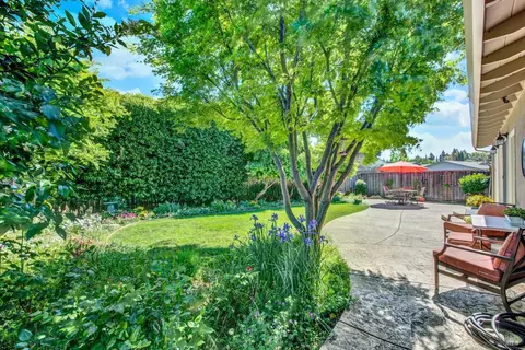 Exterior - 3225 W Pelham Ct, Fairfield, CA 94534 photo 21 of 31