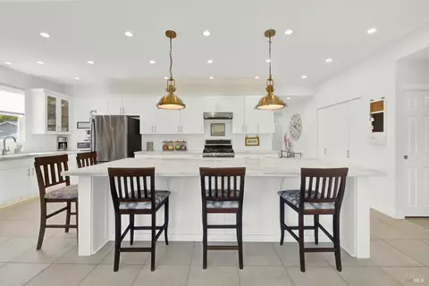 Kitchen - 3225 W Pelham Ct, Fairfield, CA 94534 photo 8 of 19