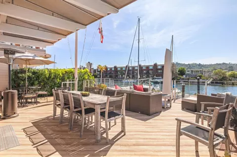 24 Mooring Rd, San Rafael, CA 94901