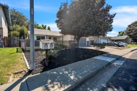 793 Marigold Dr, Fairfield, CA 94533 photo 3