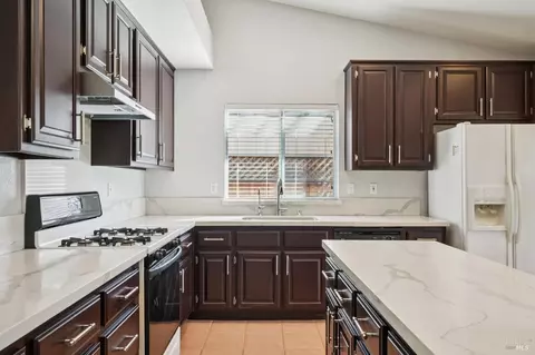 Kitchen - 1845 Derby Dr, Dixon, CA 95620 photo 1 of 3