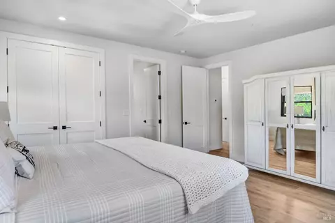 Bedroom - 85 W Trinity Rd, Glen Ellen, CA 95442 photo 4 of 6