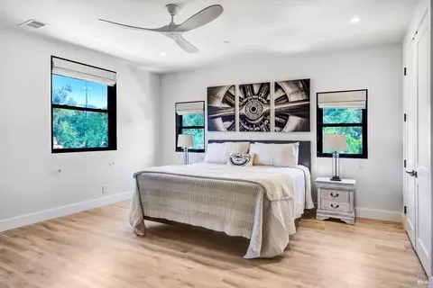 Bedroom - 85 W Trinity Rd, Glen Ellen, CA 95442 photo 5 of 6