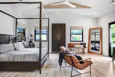 Bedroom - 85 W Trinity Rd, Glen Ellen, CA 95442 photo 2 of 6