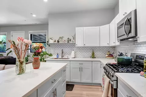 Kitchen - 85 W Trinity Rd, Glen Ellen, CA 95442 photo 4 of 4