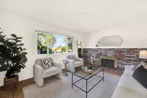 Living - 460 Turner Dr, Benicia, CA 94510 photo 2 of 2