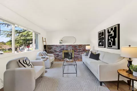 460 Turner Dr, Benicia, CA 94510