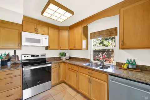 Kitchen - 460 Turner Dr, Benicia, CA 94510 photo 2 of 2