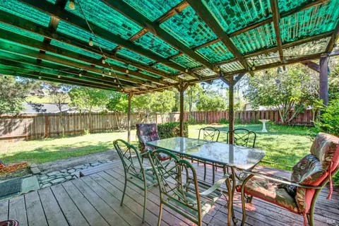 Exterior - 460 Turner Dr, Benicia, CA 94510 photo 9 of 10