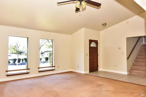 Living - 418 Nut Tree Rd, Vacaville, CA 95687 photo 1 of 2
