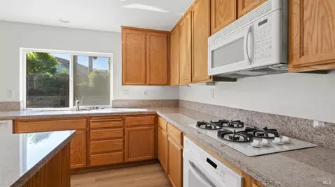 587 Abbey Dr, Fairfield, CA 94534 photo 24
