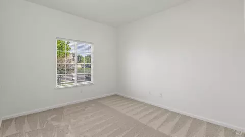 587 Abbey Dr, Fairfield, CA 94534 photo 11