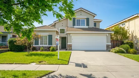 587 Abbey Dr, Fairfield, CA 94534 photo 2